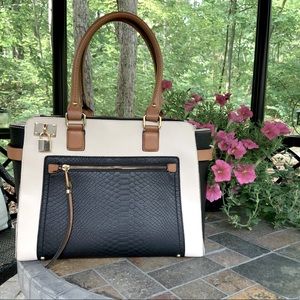 Gorgeous Aldo Handbag/Purse